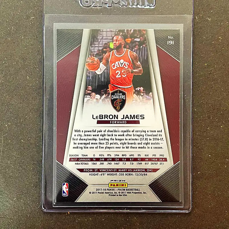 LeBron James - #191 2017-18 Prizm Sportssamleobjekter Panini