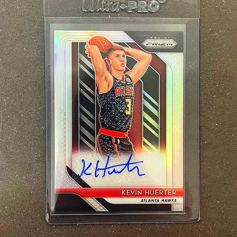 Kevin Huerter - Rookie #RS-KHR 2018-19 Silver Prizm - Signed Sportssamleobjekter Panini 