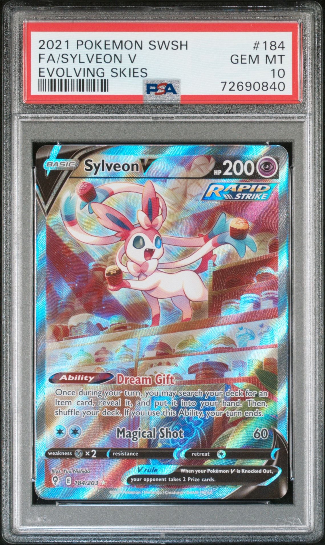 Sylveon V #184 Sword & Shield Evolving Skies PSA 10 - forside